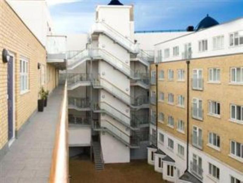 Marlin Apartments Commercial Road - Limehouse London Eksteriør bilde